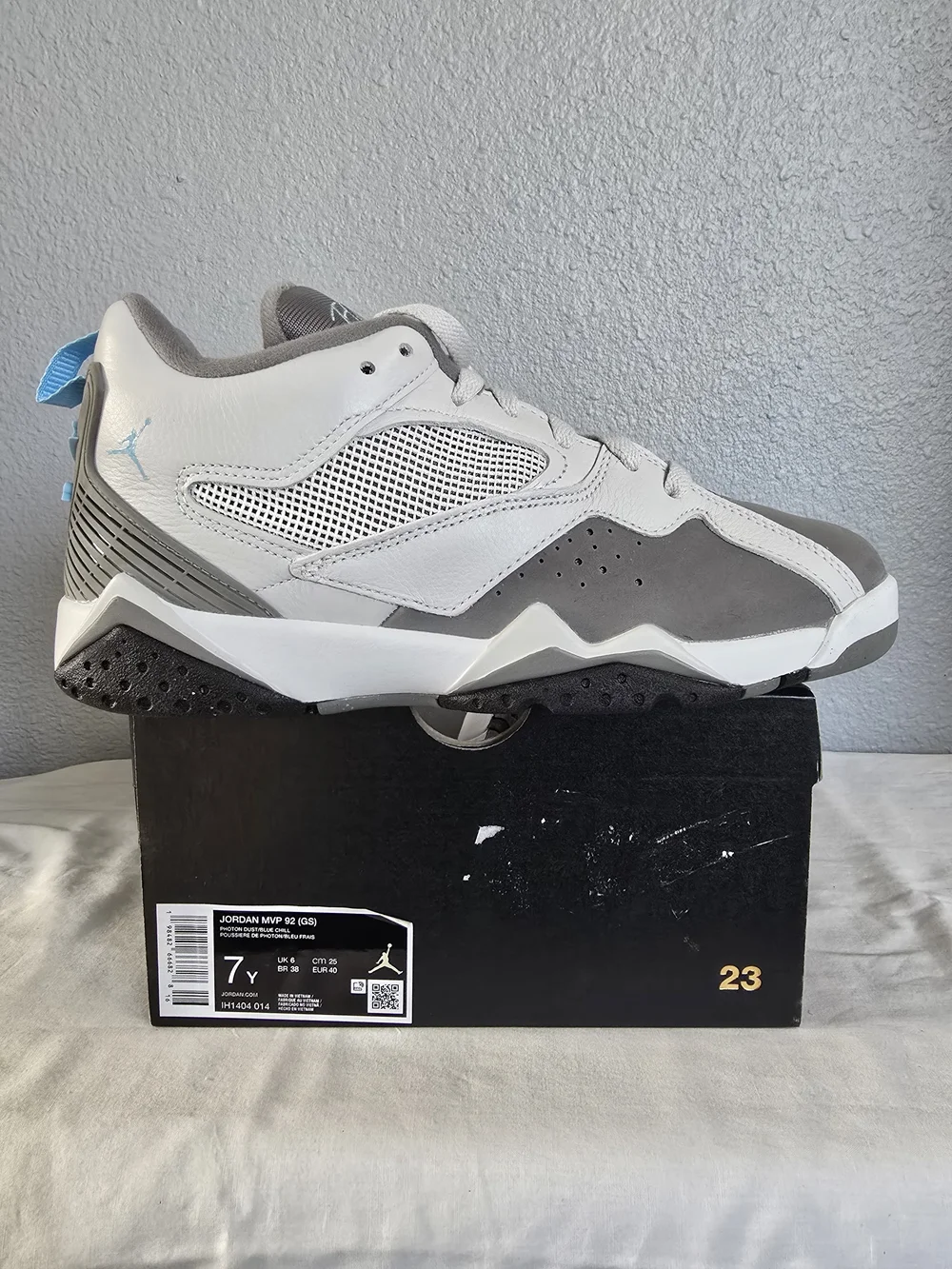 Nike Air Jordan MVP 92 - White/Neutral Grey/Light Blue